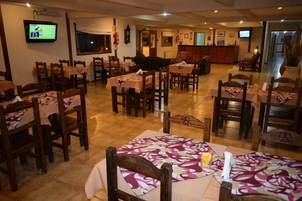 Hotel Mora Los Antiguos Buitenkant foto