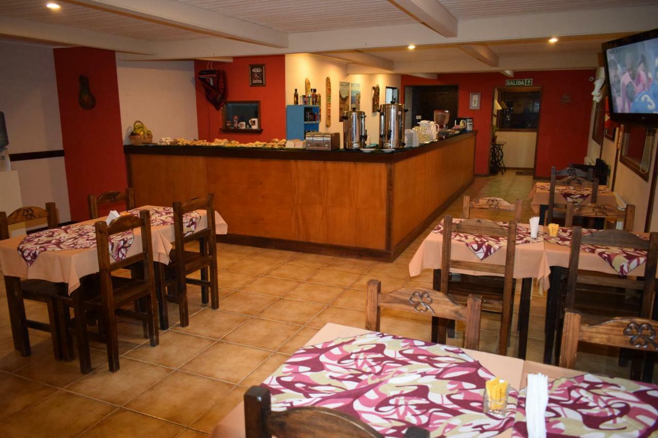 Hotel Mora Los Antiguos Buitenkant foto